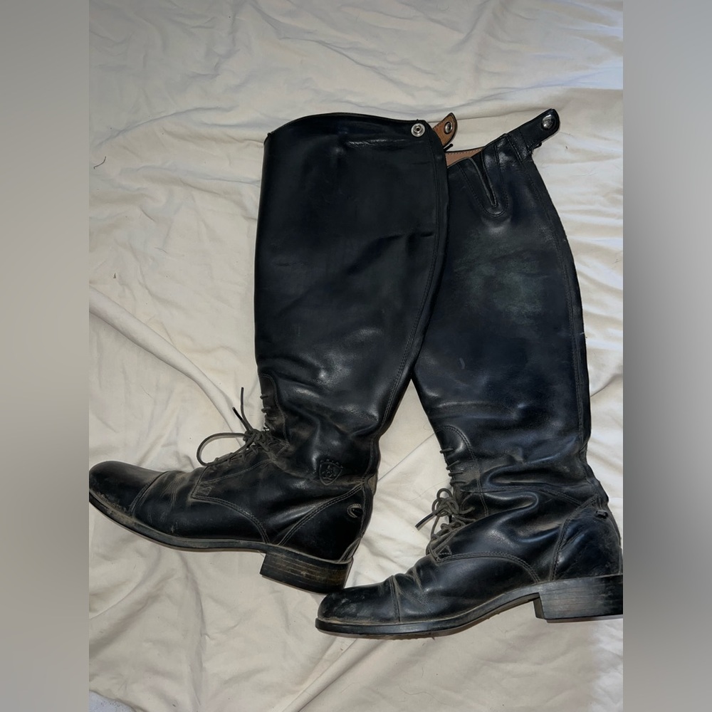 Women’s Ariat Riding Boot size 8.5